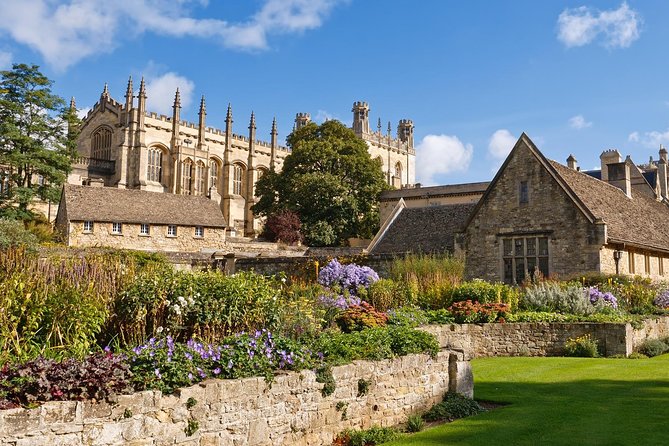 Oxford & Cambridge Universities Tour - Bridge of Sighs at St John’s: the photo stop that actually matters