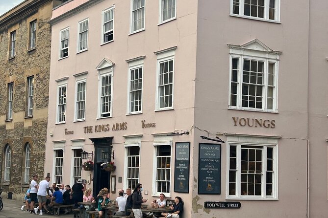 Oxford Pub Tour: Historic Pubs and Local Brews - Best Timing Tips for a 6:00 pm Start