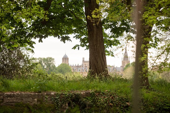 Oxford Sightseeing River Cruise Along The University Regatta Course - The Guide Makes the Hour, Especially When the Stories Have Edge