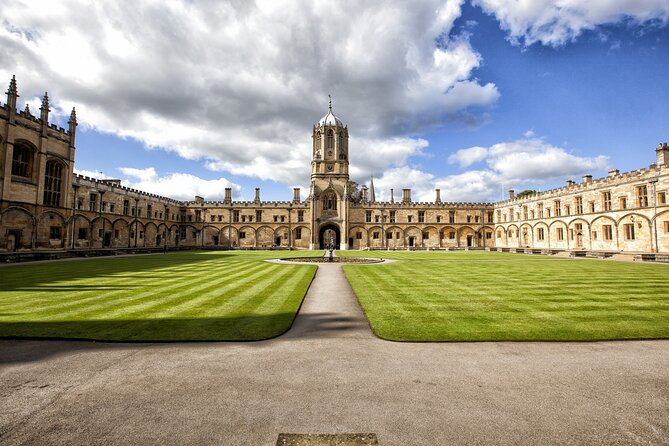 Oxford University Walking Tour by Alumni™ & Optional New College - The New College upgrade: timing rules and a self-guided finish