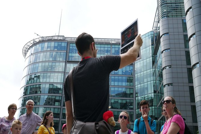 Paddington Bear Walking Tour - Walking the Paddington Bear movie trail on foot and by transit