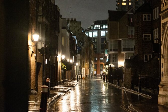 Paranormal ActivityTour in Old London - Who Should Book This Paranormal Activity Tour