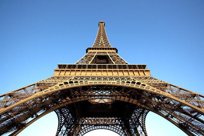 Paris Tour via Eurostar, with Seine Cruise and Travelcard - Eiffel Tower, Arc de Triomphe, and Notre-Dame: what you can realistically do