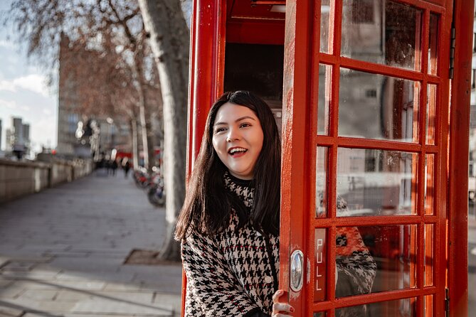 Photoshoot in London with Professional Photographer - Final photos, retouching, and your private online gallery
