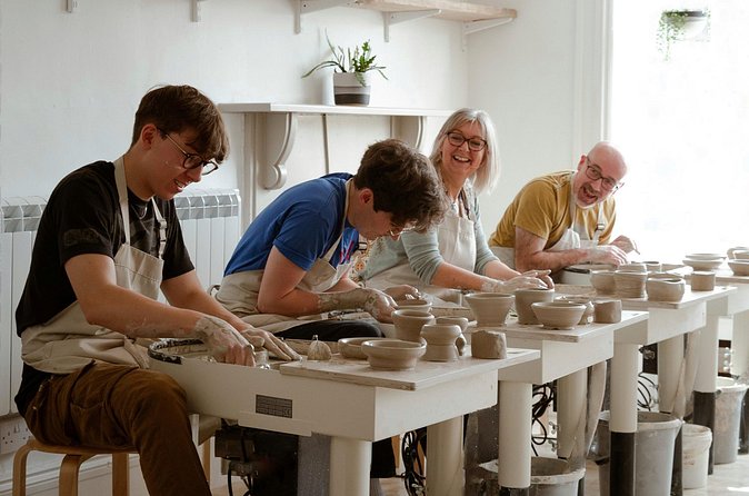 Potter's Wheel Taster Experience in the North Cotswolds - What You Create: From First Attempts to a Pot You Want to Keep