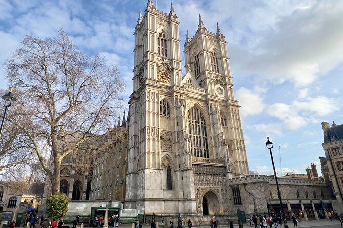 Private 3-Hour London Tour with Pickup – Explore Iconic Landmarks - Why this 3-hour London landmarks loop feels efficient