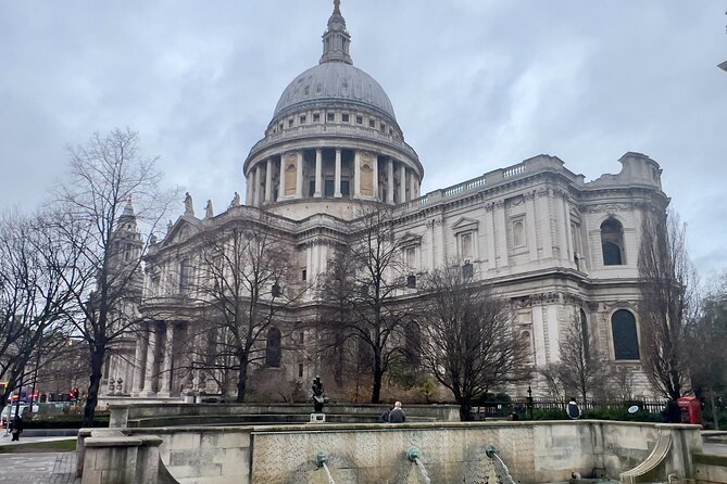 Private 3-Hour London Tour with Pickup – Explore Iconic Landmarks - St James’s Park: a calm break in the middle of the action