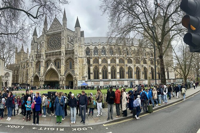 Private 5-Hour London Tour with Pickup – Explore Iconic Landmarks - Stops 7 and 8: Big Ben area, then London Eye on the Thames