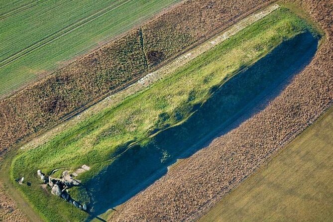 Private Archaeologist Guided Tour Stonehenge, Salisbury & Avebury - Silbury Hill: pounded earth engineering that takes 10 minutes to understand