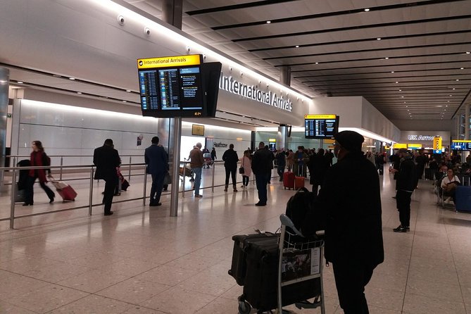 Private Arrival Transfer from Heathrow Airport to London - From Heathrow Arrivals to London Streets, the Real Point