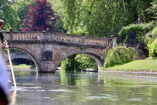 Private Cambridge Punting Tour - Kings College Chapel and Senate House: Your First Big University Moments
