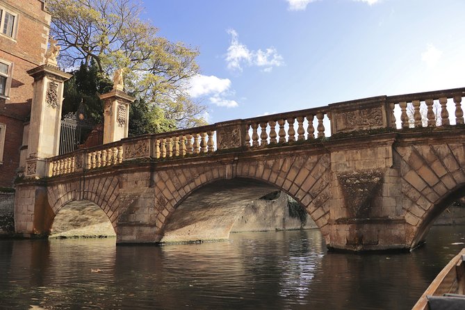 Private Chauffeur Punt Tour - Price and value: what $137.50 buys you on the water
