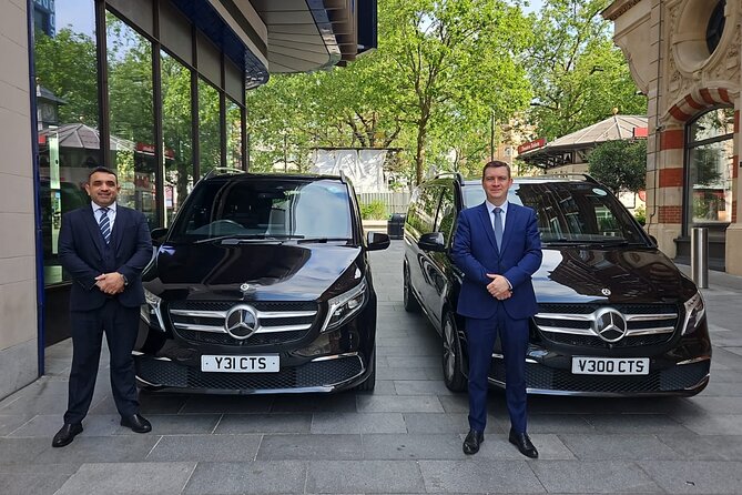 Private Chauffeur Transfer from Heathrow Airport(LHR) to London - The Waiting Time Buffer That Saves Your Sanity After a Long Flight