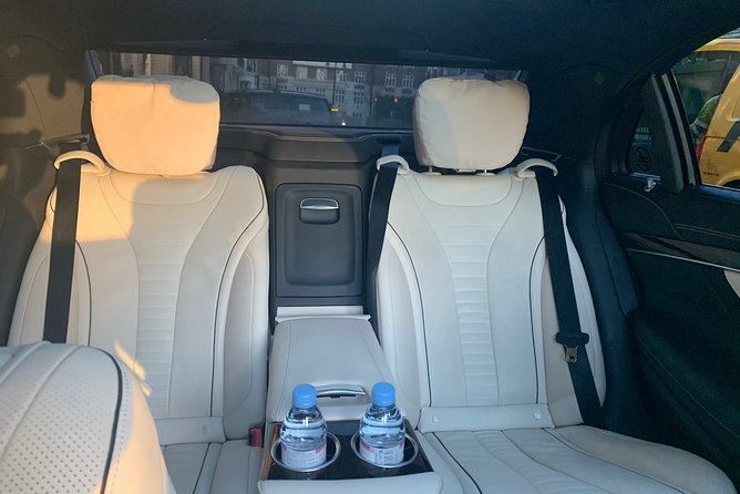 Private Chauffeur Transfer from Heathrow Airport(LHR) to London - In the Car: Comfort Features That Make It Feel Like Part of the Trip
