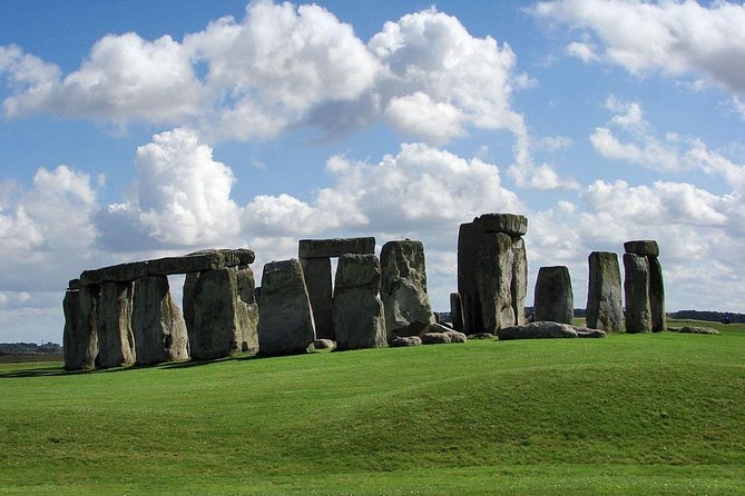 Private Chauffeured Minivan Tour of Stonehenge from London - What to Do Before You Go: A Simple Checklist for Stonehenge Day
