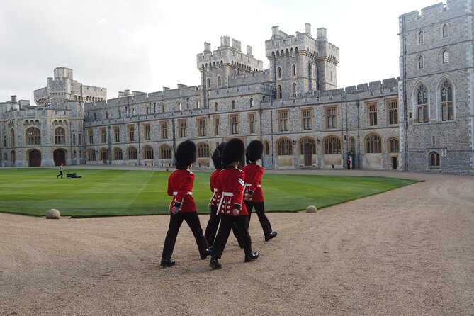 Private Chauffeured Tour to Windsor Castle from London - Key things I’d circle before you book