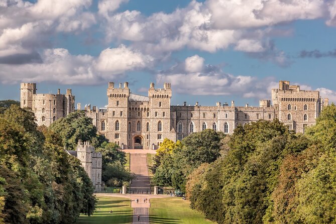 Private Chauffeured Tour to Windsor Castle from London - Any red flags to consider before you finalize