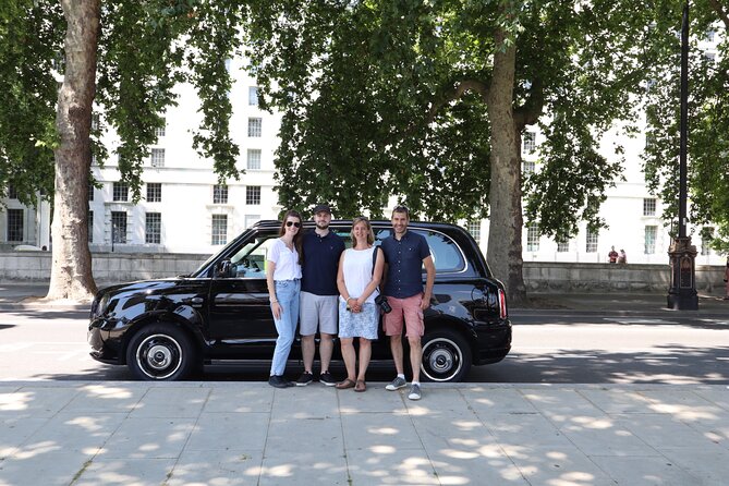 Private Classic London Taxi Tour - The Great Fire Story Near London Bridge