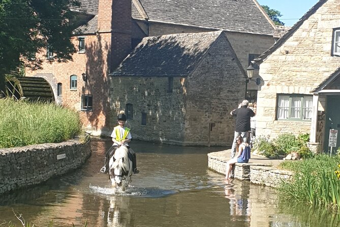 Private Cotswolds and Stratford upon Avon - Burford: the fast “gateway” intro to the Cotswolds