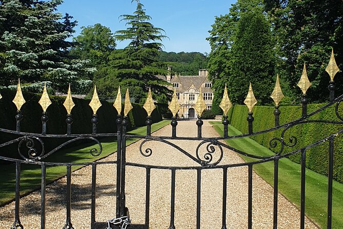 Private Cotswolds and Stratford upon Avon - Bourton-on-the-Water: the Venice of the Cotswolds hour