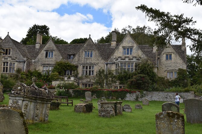 Private Day in the Cotswolds Tour - Shilton: A Fording River, Old Cottages, and a Proper Photo Pause