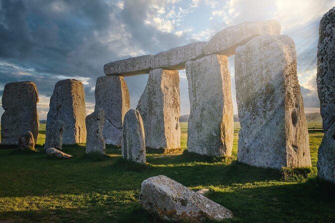 Private Day Tour from Bath to Stonehenge and Salisbury with Pickup - Salisbury Cathedral and Magna Carta: What You Will Actually See