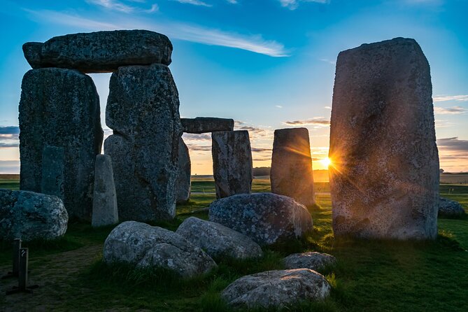 Private Day Tour from Bath to Stonehenge and The Cotswolds - Door-to-door pickup makes this day feel easier