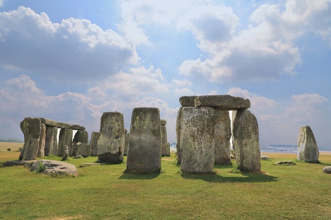 Private Day Tour from Bath to Stonehenge and The Cotswolds - Who should book this Bath, Stonehenge, and Cotswolds day