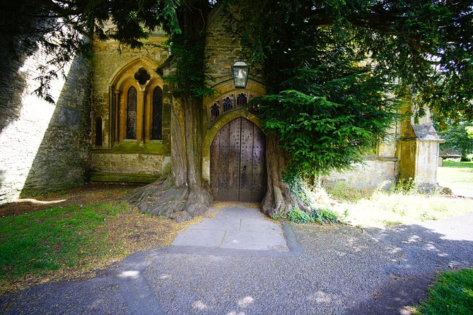 Private Day Tour to Oxford and The Cotswolds - What If Your Group Wants Stories, Shopping, or Literary Stops?