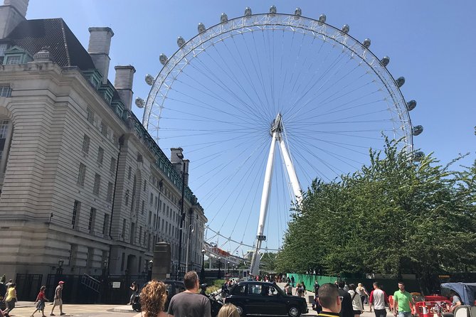 Private Day Tours in London - St Paul’s Through Tower Bridge: Icons in Fast, Photo-Friendly Bites
