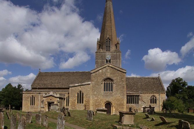 Private Downton Abbey Tour, including Bampton, Cogges Farm, and Highclere - Bampton as Downton Village: Churches, Pubs, and the Hospital-Library Connection