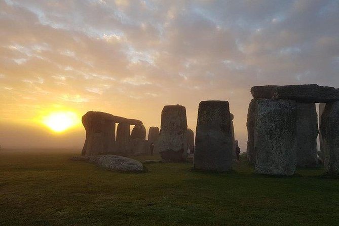 Private driver guided tour Stonehenge - Price and Value: What $892.50 Covers for Up to 7