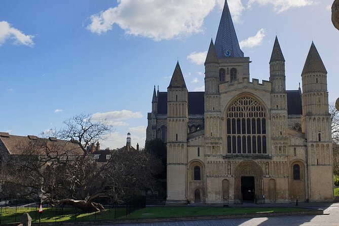Private driver tours to Leeds Castle, Canterbury, White Cliffs - Drivers: the difference between a car ride and a care-filled day