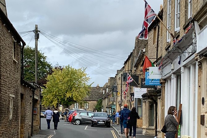Private Full Day Excursion to the Cotswolds in a London Black Cab - Chilterns Area of Outstanding Natural Beauty: scenic villages next door