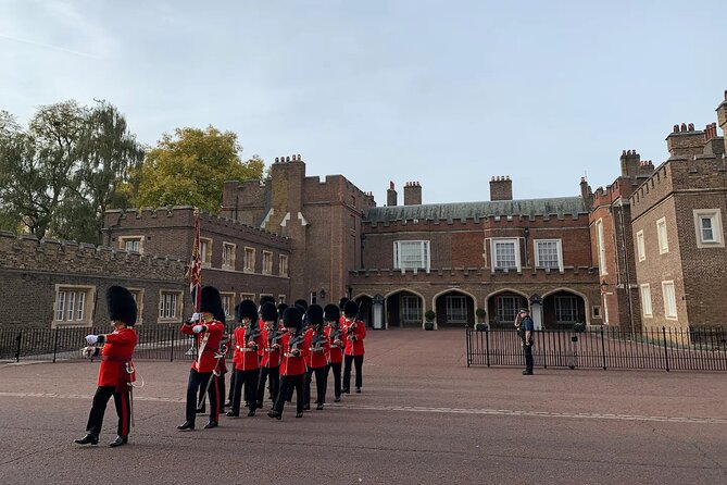 Private Guided Tour of London Landmarks - English or Italian - Key things to love about this private London landmarks tour