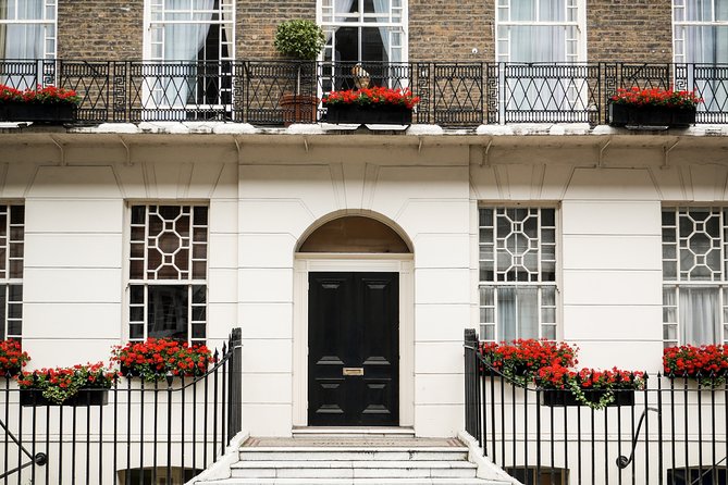 Private Guided Walking Tour of Bloomsbury, London - Getting started at Holborn: easy meeting, smooth flow