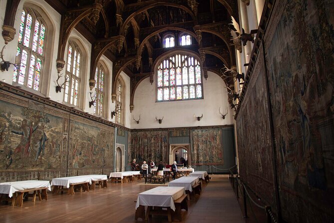 Private Half-Day Tour of Hampton Court - Hampton Court Palace Visit With a Guide Who Explains, Not Just Recites