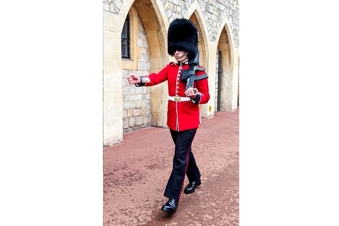 Private Half-Day Tour of Windsor Castle - St George’s Chapel: Knights of the Garter, Royal Peculiar, and Perpendicular Gothic