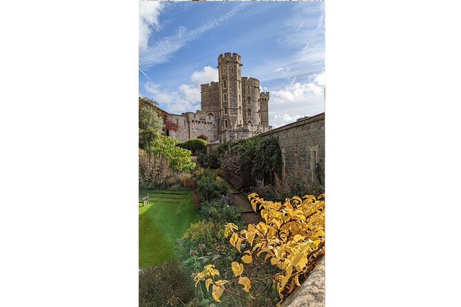 Private Half-Day Tour of Windsor Castle - Changing of the Foot Guards and the Ceremonial Side of Power
