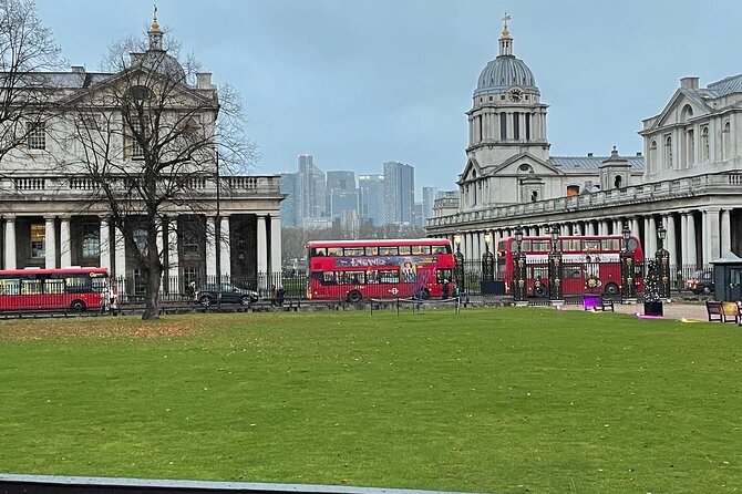 Private Half Day Tour on a London Cab - Whitehall, Downing Street, and Trafalgar Square Through a Skyfall Lens