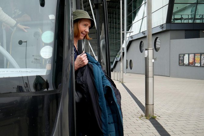 Private Half Day Vera Tour of Newcastle TV Locations - Guides and drivers: what makes the tour feel worth it