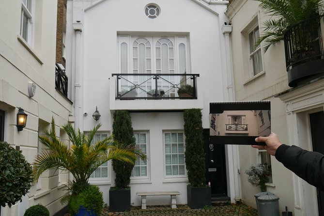 Private Kingsman Tour by Black Taxi in London - Price and value: what $529.92 per group really means