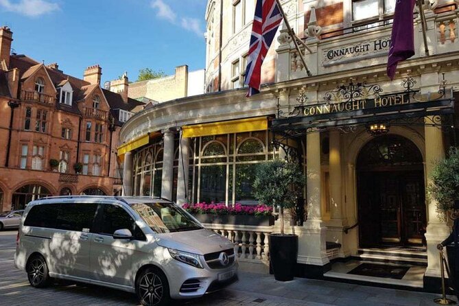 Private limo transfers Gatwick Airport to/from any London hotel - Meet and Greet in Gatwick Arrivals: Finding Your Driver Fast