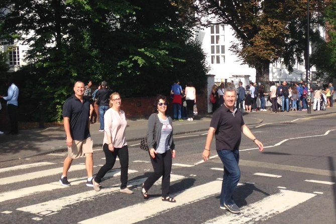 Private London Beatlemania Tour in an Iconic Black Cab - Entering the Route: From Embankment to Abbey Road