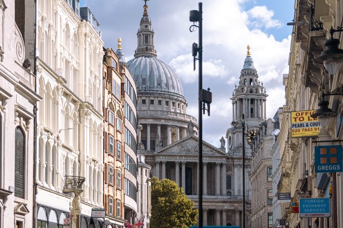 Private London Day Tour with a Local: Custom Highlights & Gems - The Cobblestone Shopping Lanes and Street Performer Energy Near the End