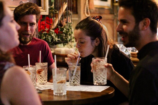 Private London Gin History Tour with Tastings - Stop 2: Covent Garden and the Opera House Footprint
