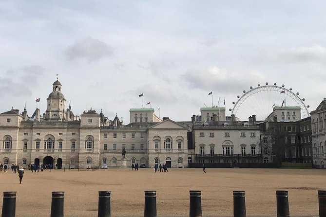 Private London Tour by Car - Pick Up From Your Hotel or Apartment - Buckingham Palace and the 11:00 guard tip that really matters