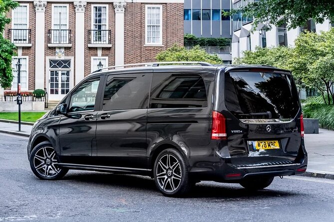 Private Luxury Van from Heathrow Airport LHR to Central London - Heathrow to central London, where the “easy” is the whole point