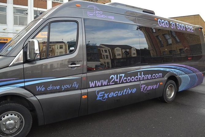 Private Minibus Arrival Transfer: Gatwick to Central London Airport - Key points at a glance