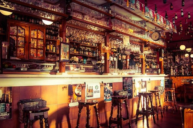 Private Newcastle Pub Tour - Pink Lane to St James Park: Beer Gardens, Stadium Pubs, and Big Visual Moments
